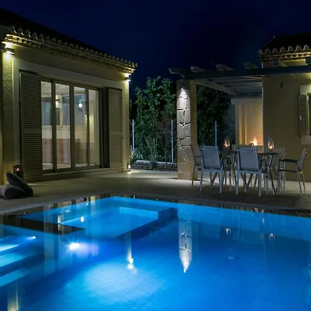 Stunning Kefalonia 4 Bedrooms Ylenia Private Pool فيلة